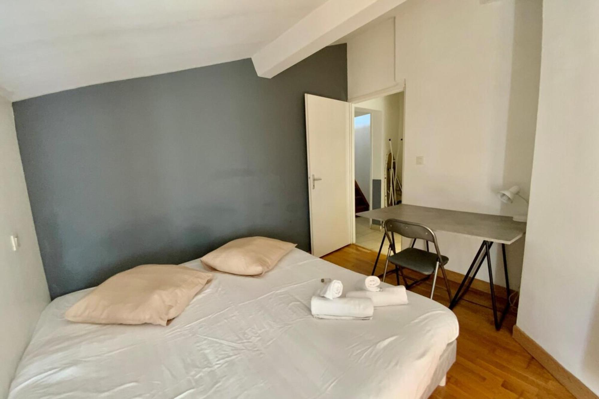The Triplex- 3 Bedrooms In The Escutcheon! Montpellier Exterior foto
