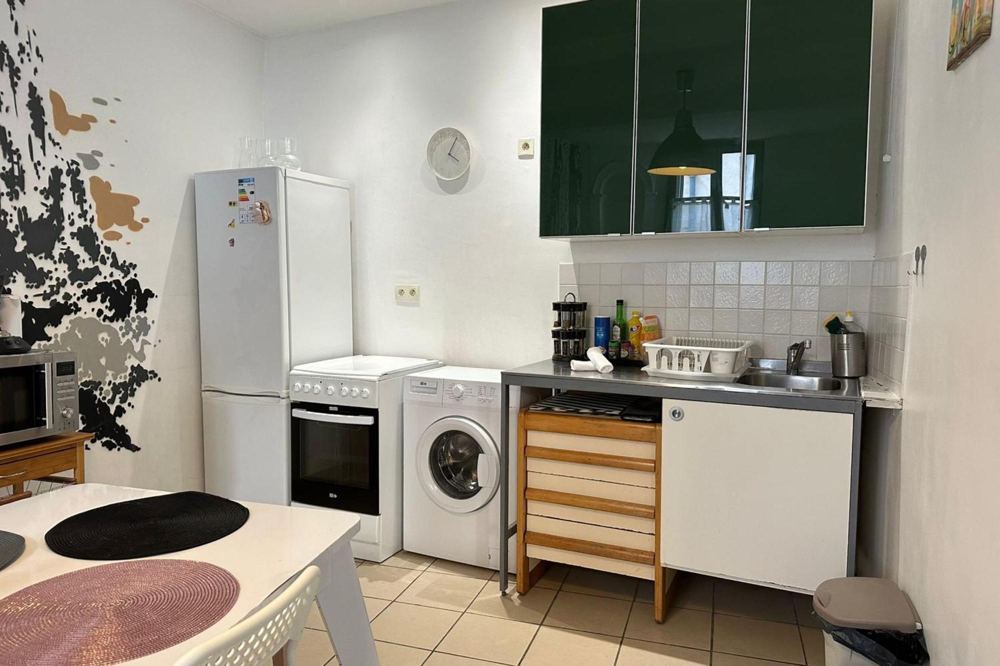 The Triplex- 3 Bedrooms In The Escutcheon! Montpellier Exterior foto